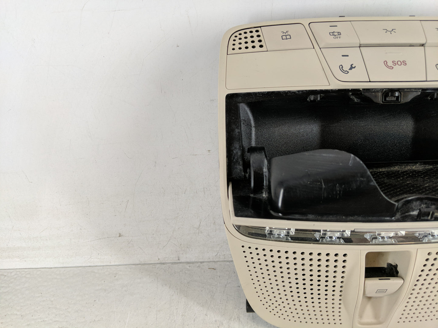 2018 Mercedes-benz E300 Overhead Roof Console - Oemusedautoparts1.com