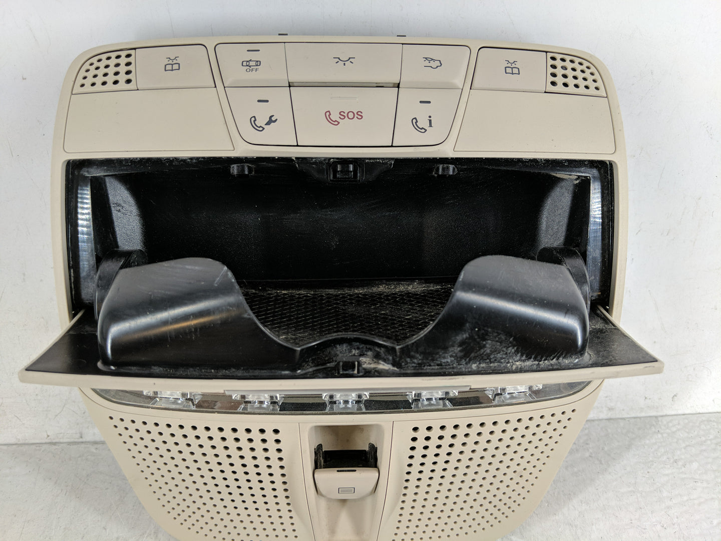 2018 Mercedes-benz E300 Overhead Roof Console - Oemusedautoparts1.com