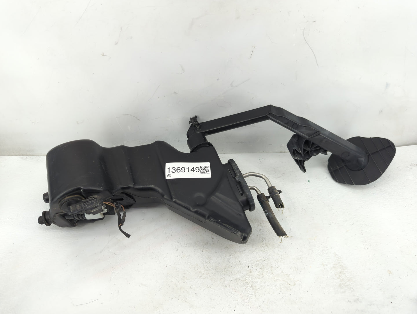 2018 Mercedes-benz E300 Windshield Washer Fluid Reservoir Bottle Oem - Oemusedautoparts1.com