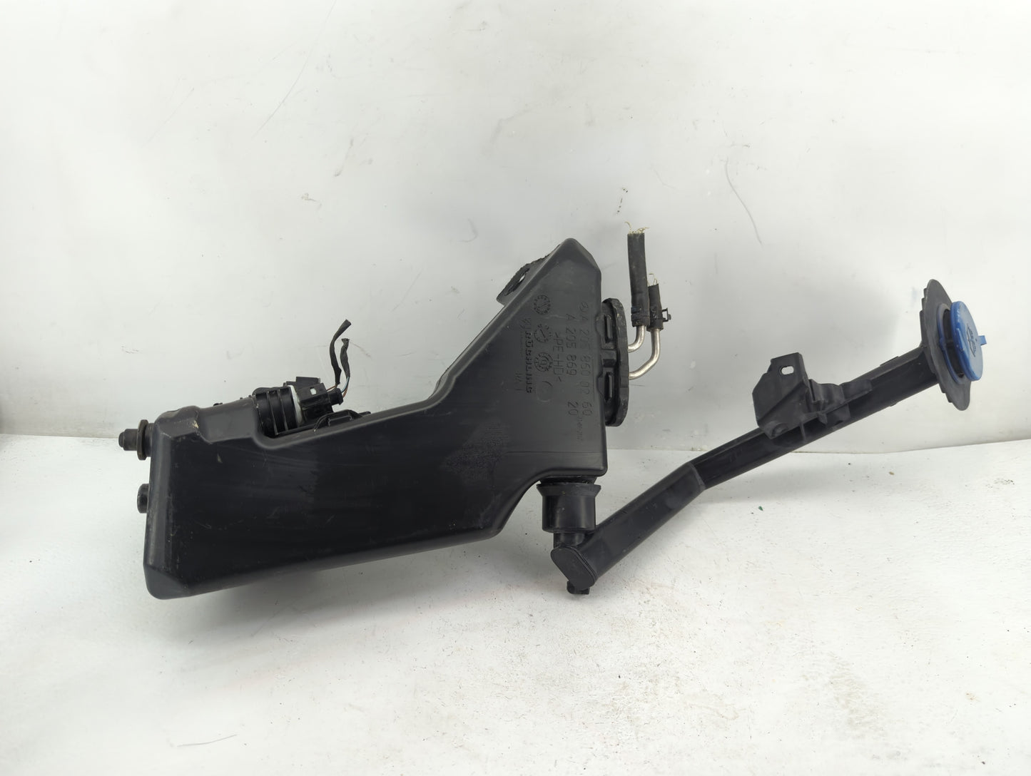 2018 Mercedes-benz E300 Windshield Washer Fluid Reservoir Bottle Oem - Oemusedautoparts1.com