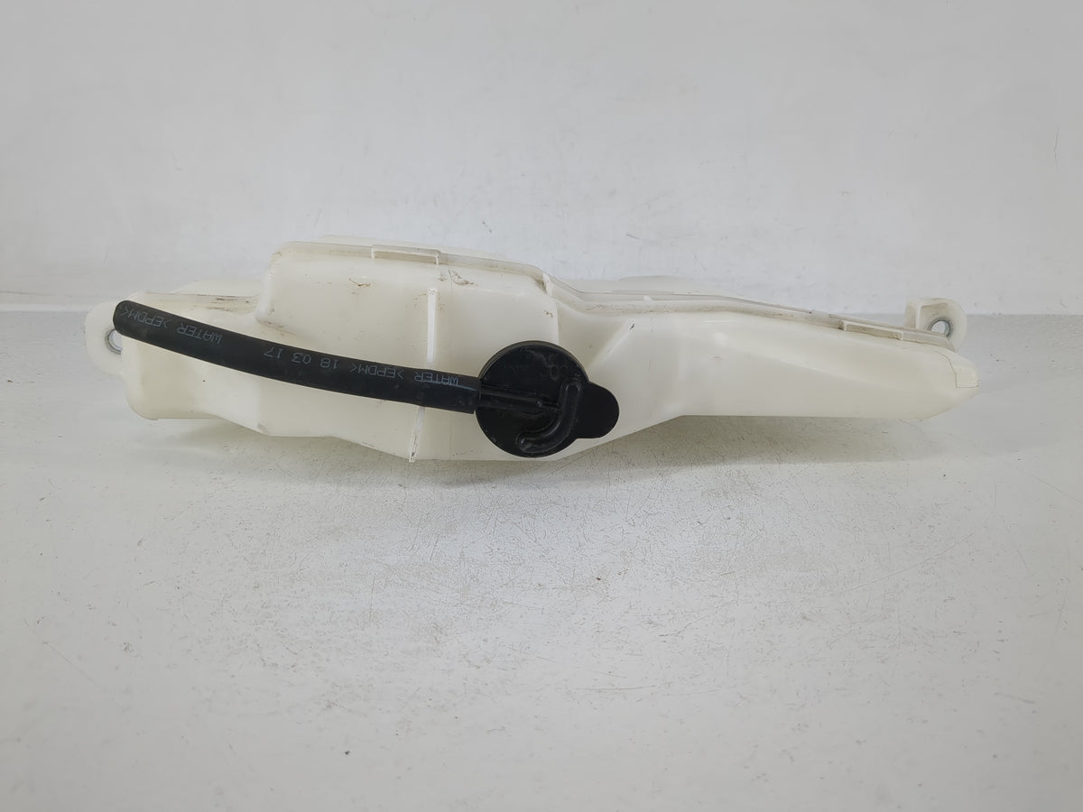 Mercedes-benz E350 Windshield Washer Fluid Reservoir Bottle 1168126 - Oemusedautoparts1.com