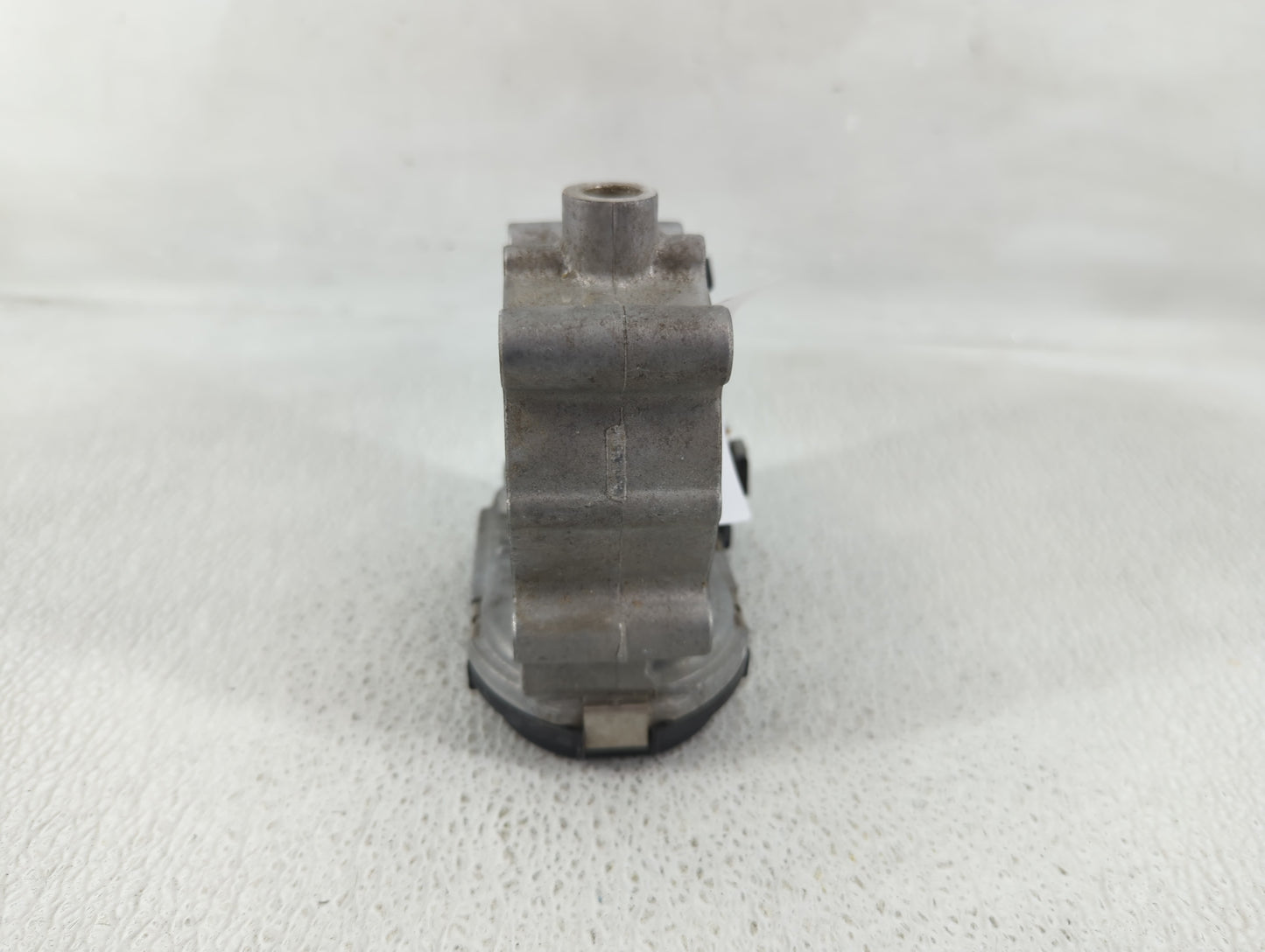 2018 Mercedes-Benz E350 Throttle Body P/N:A 270 141 00 25 Fits Fits 2013 2014 2015 2016 2017 2019 2020 2021 OEM Used Auto Pa