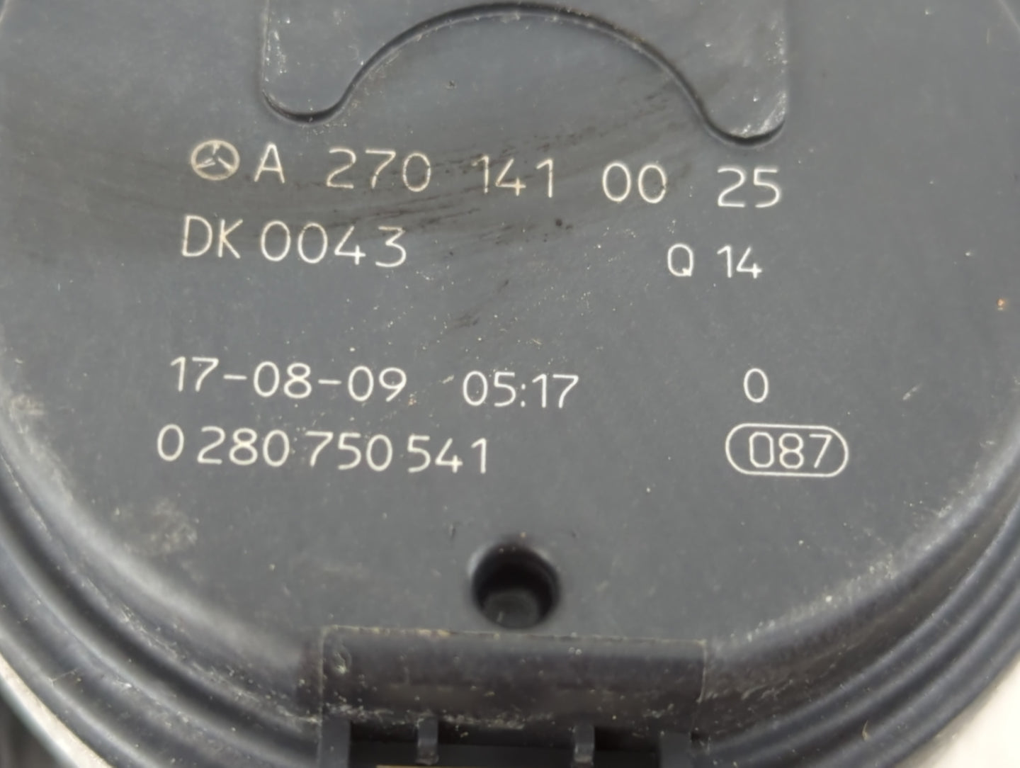 2018 Mercedes-Benz E350 Throttle Body P/N:A 270 141 00 25 Fits Fits 2013 2014 2015 2016 2017 2019 2020 2021 OEM Used Auto Pa