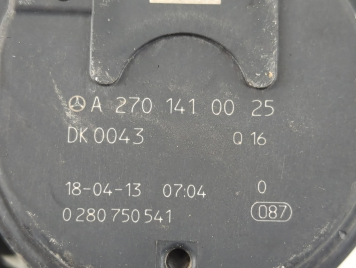 2018 Mercedes-Benz E350 Throttle Body P/N:A 270 141 00 25 Fits Fits 2013 2014 2015 2016 2017 2019 2020 2021 OEM Used Auto Pa