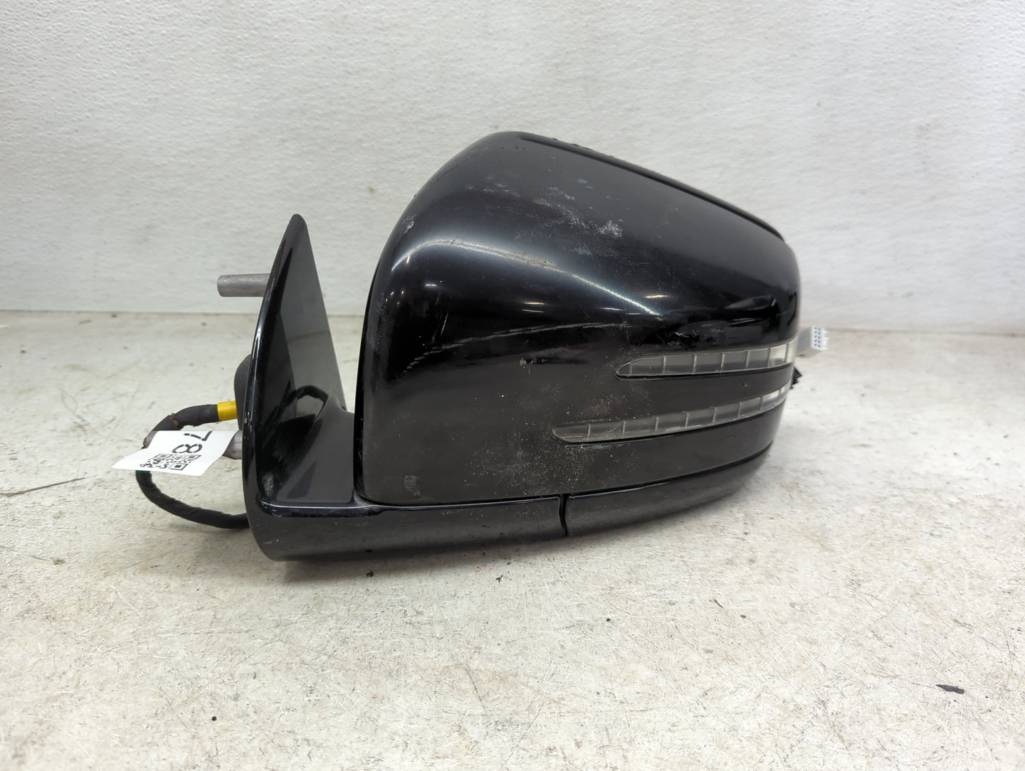 2018 Mercedes-Benz Gl550 Driver Side View Mirror - Left Door Mirror OEM Used - Oemusedautoparts1.com