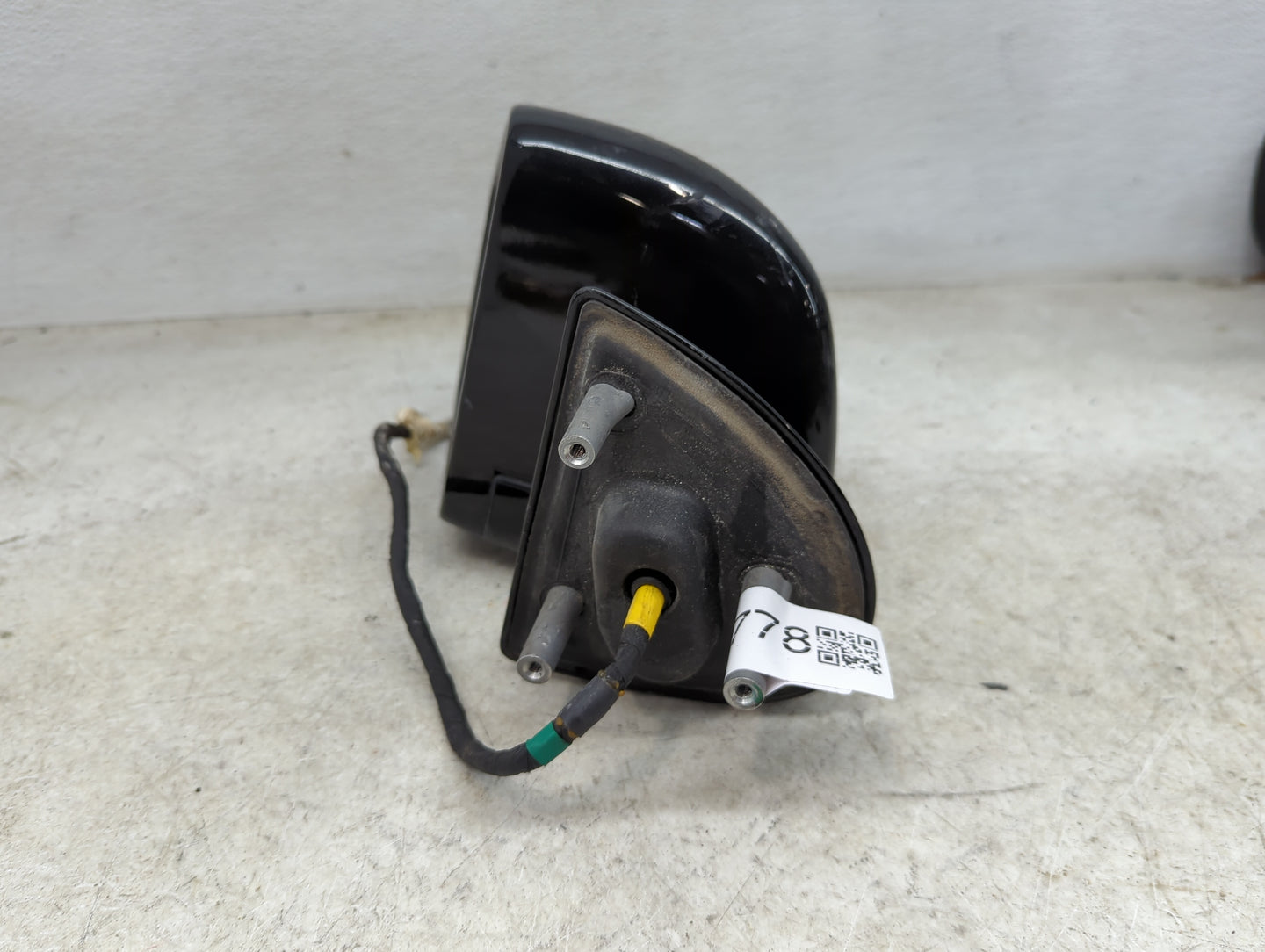 2018 Mercedes-Benz Gl550 Driver Side View Mirror - Left Door Mirror OEM Used - Oemusedautoparts1.com