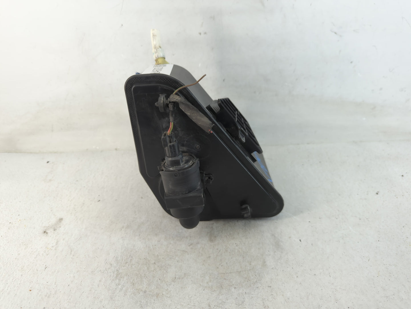 2018 Mercedes-benz Gla200 Fuel Vapor Charcoal Canister - Oemusedautoparts1.com