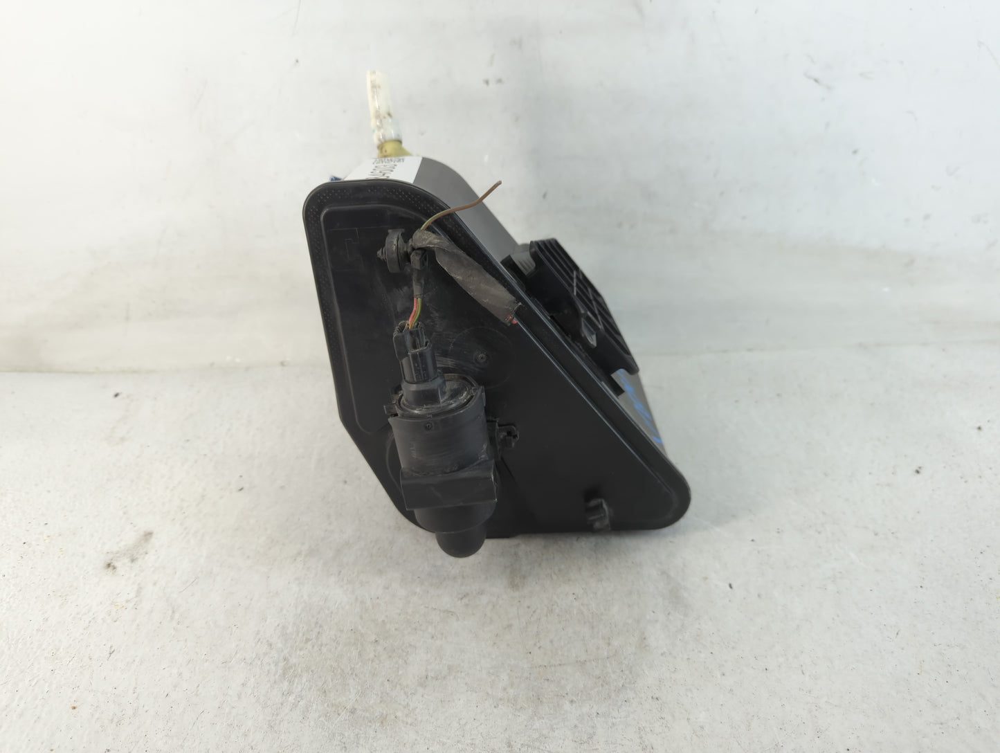 2018 Mercedes-benz Gla200 Fuel Vapor Charcoal Canister - Oemusedautoparts1.com