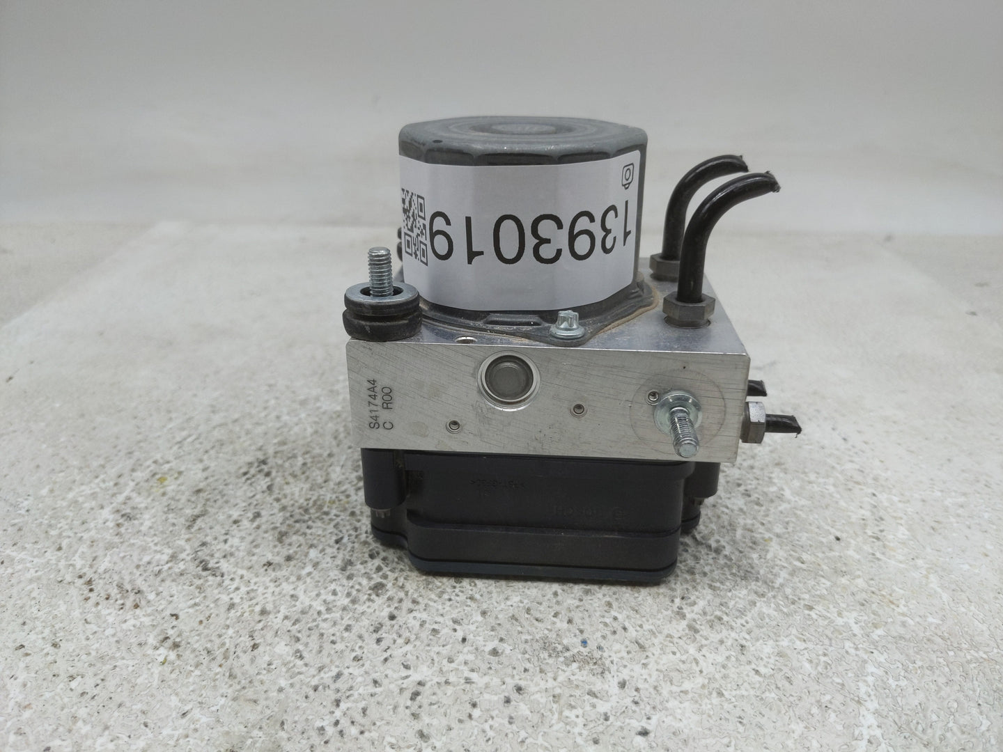 2015-2020 Mercedes-Benz Gla250 ABS Pump Control Module Replacement P/N:A000 431 39 00 Fits Fits 2015 2016 2017 2018 2019 202