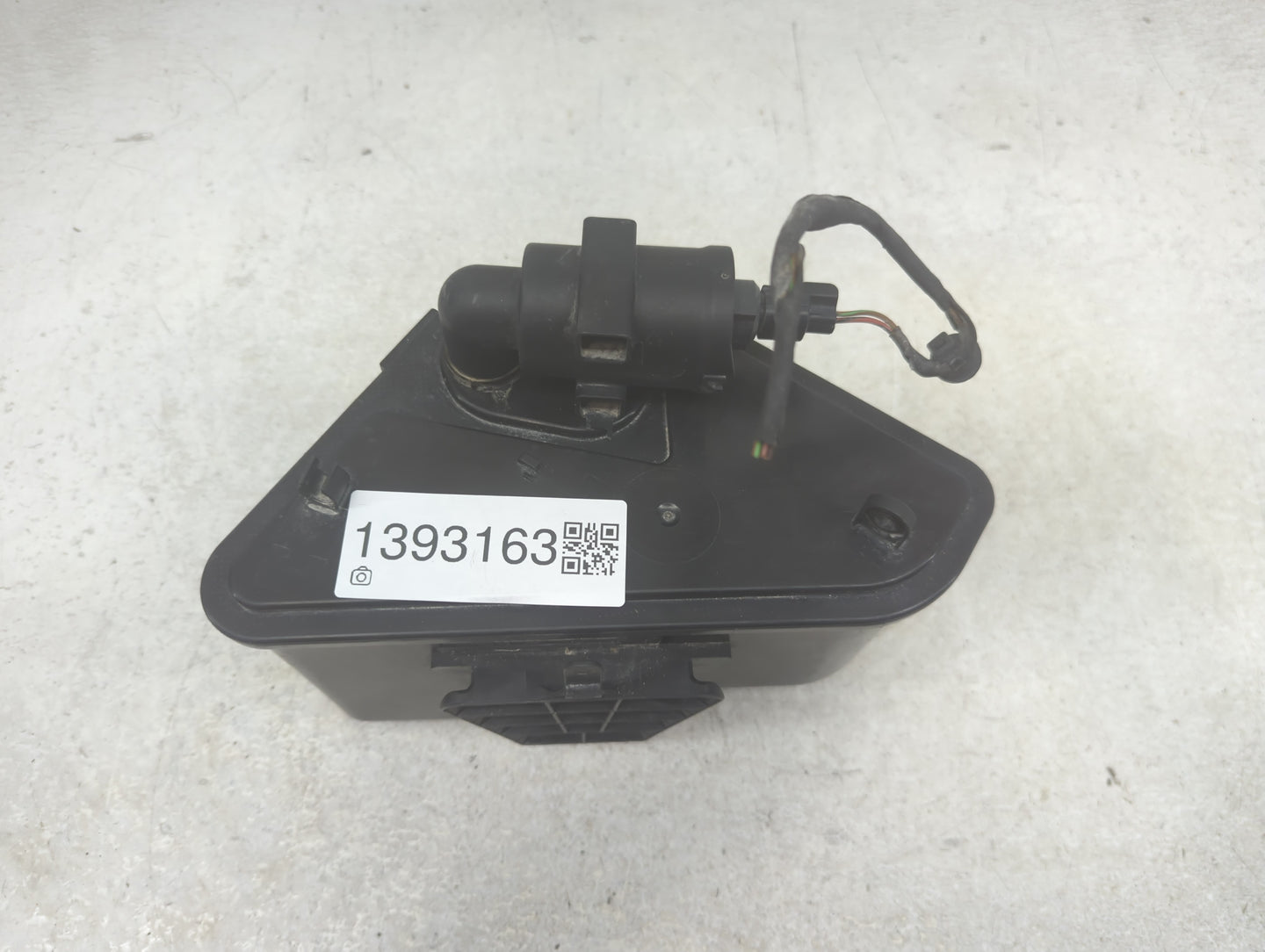 2018 Mercedes-benz Gla250 Fuel Vapor Charcoal Canister - Oemusedautoparts1.com