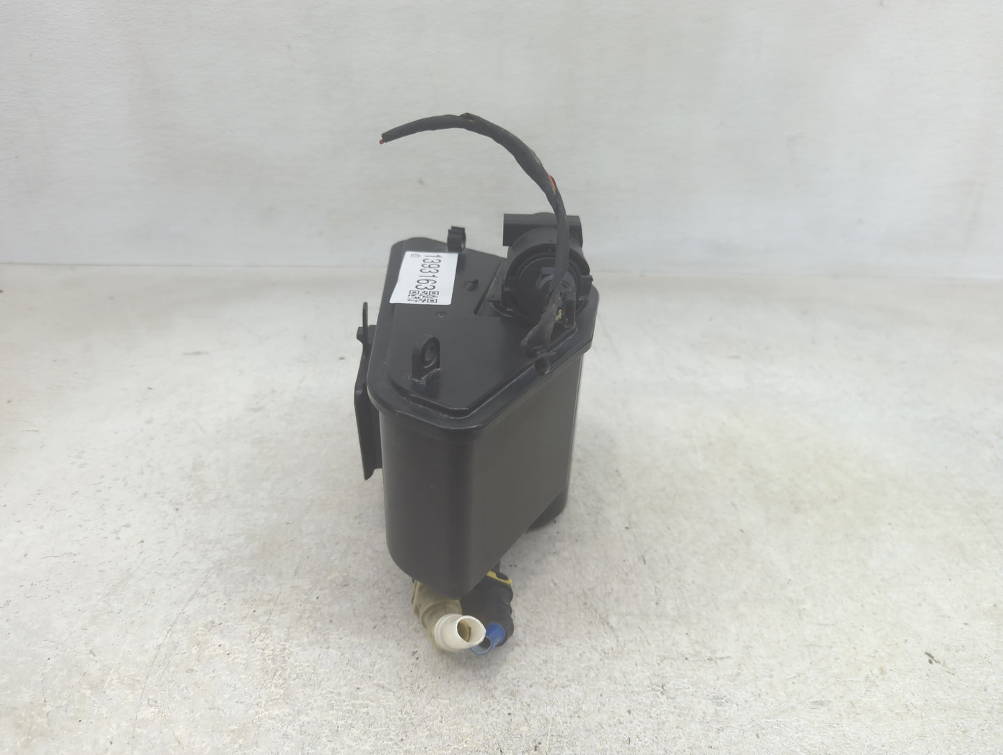 2018 Mercedes-benz Gla250 Fuel Vapor Charcoal Canister - Oemusedautoparts1.com