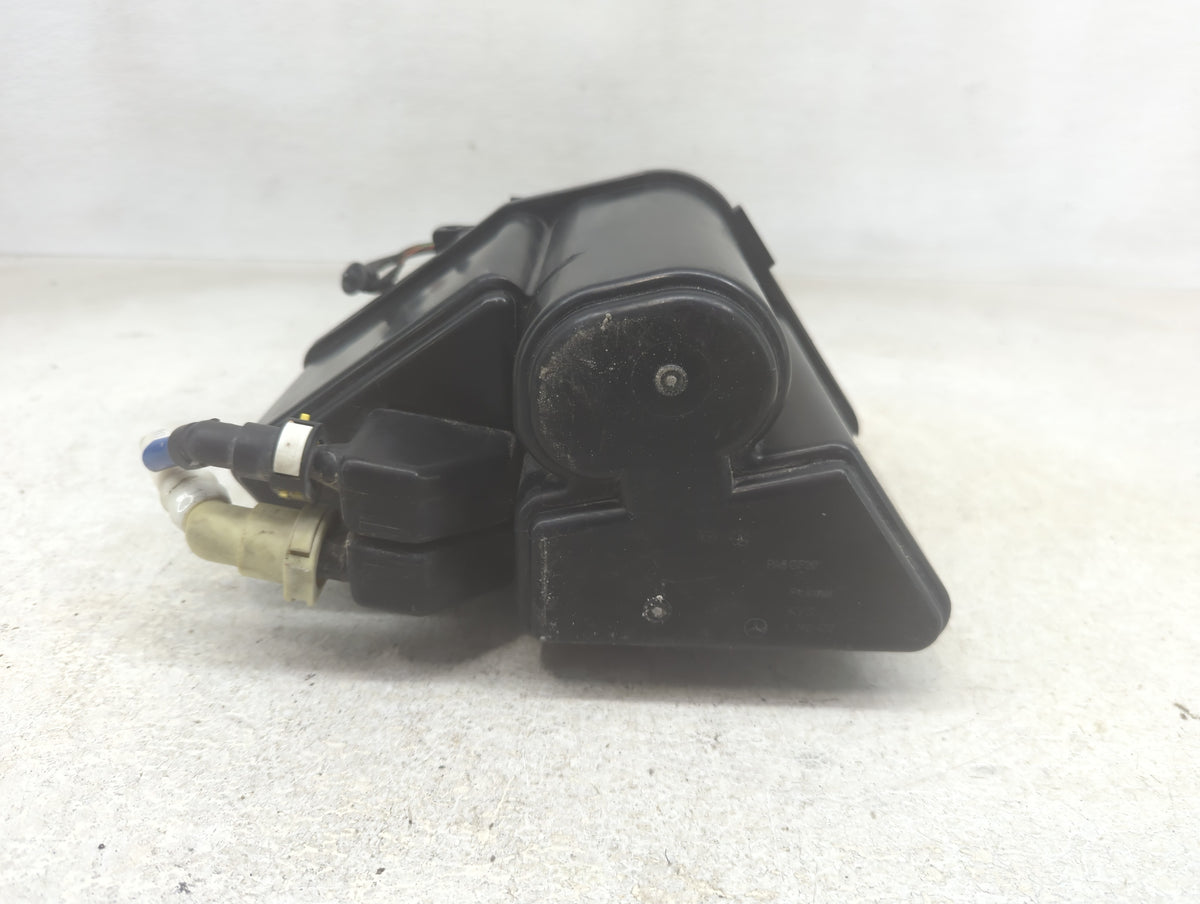 2018 Mercedes-benz Gla250 Fuel Vapor Charcoal Canister - Oemusedautoparts1.com