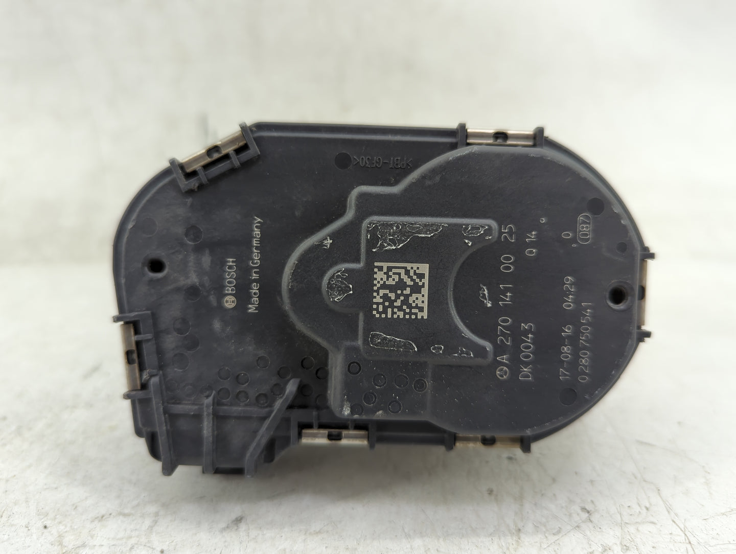 2015-2020 Mercedes-Benz Gla250 Throttle Body P/N:A2701410025 Fits Fits 2013 2014 2015 2016 2017 2018 2019 2020 2021 OEM Used