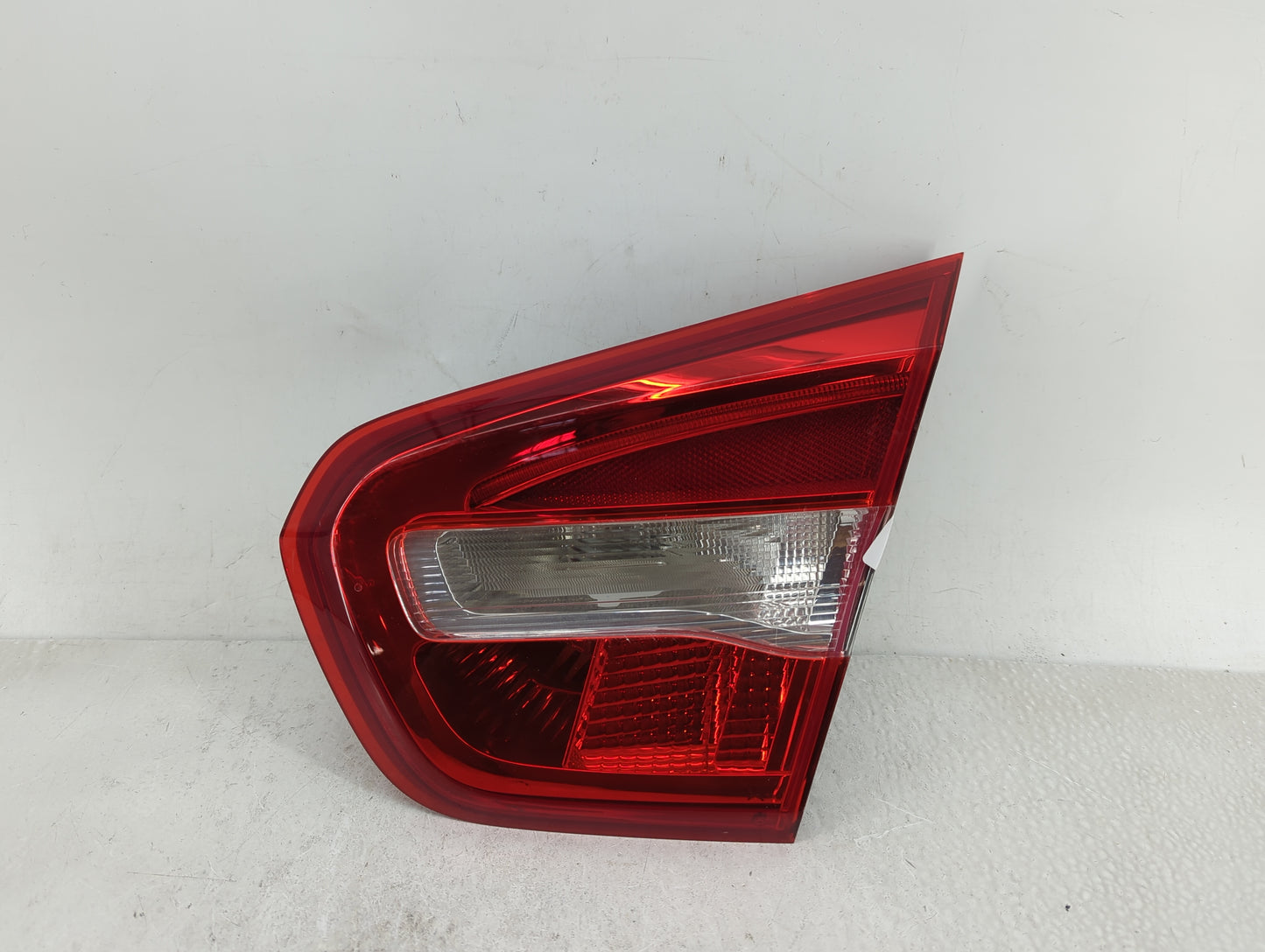 2015 Mercedes-benz Gla250 Passenger Right Side Tail Light Taillight Oem - Oemusedautoparts1.com