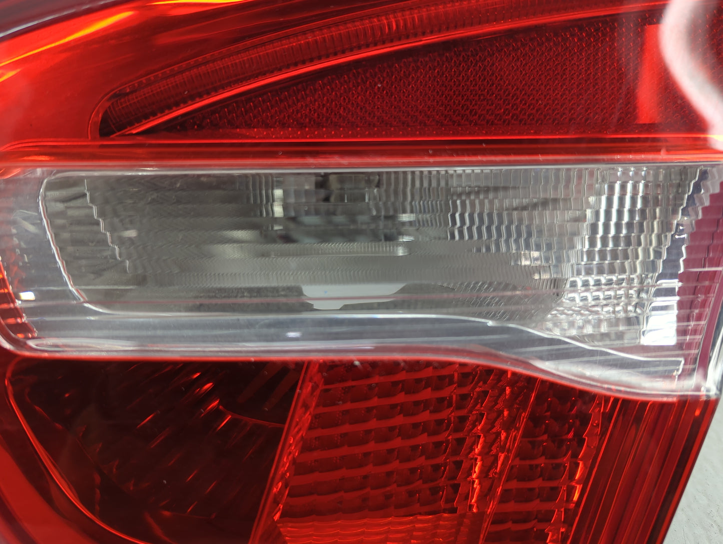2015 Mercedes-benz Gla250 Passenger Right Side Tail Light Taillight Oem - Oemusedautoparts1.com