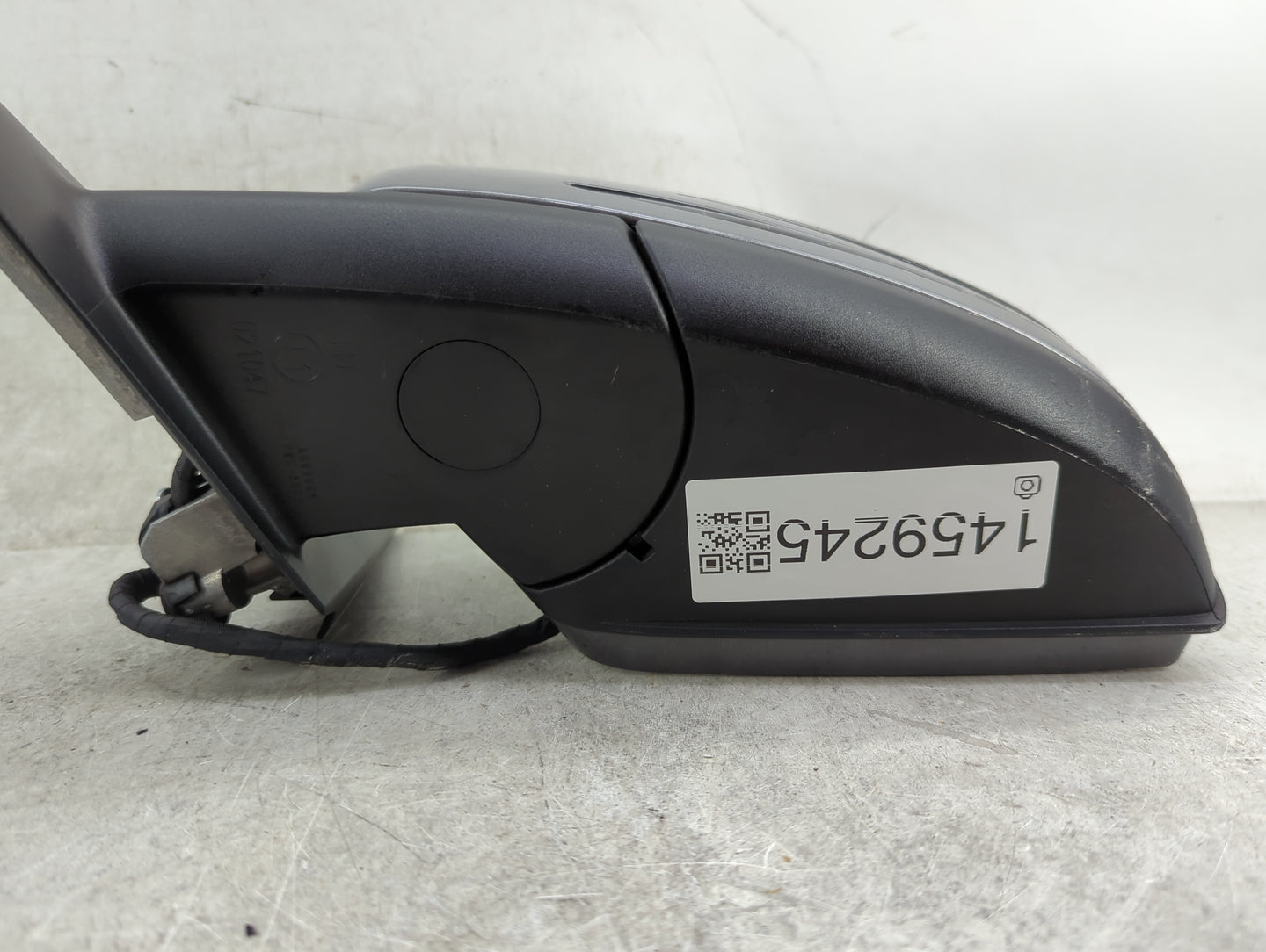 2015-2020 Mercedes-Benz Gla250 Driver Side View Mirror - Left Door Mirror OEM Used - Oemusedautoparts1.com