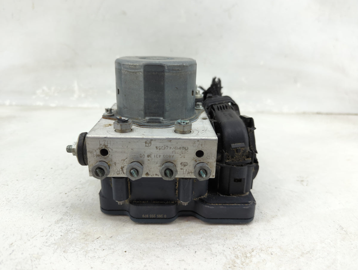 2015-2020 Mercedes-Benz Gla250 Anti-Lock Brake ABS Pump Module Actuator OEM P/N:A0004313900 0265255979 Fits OEM Used Auto Pa