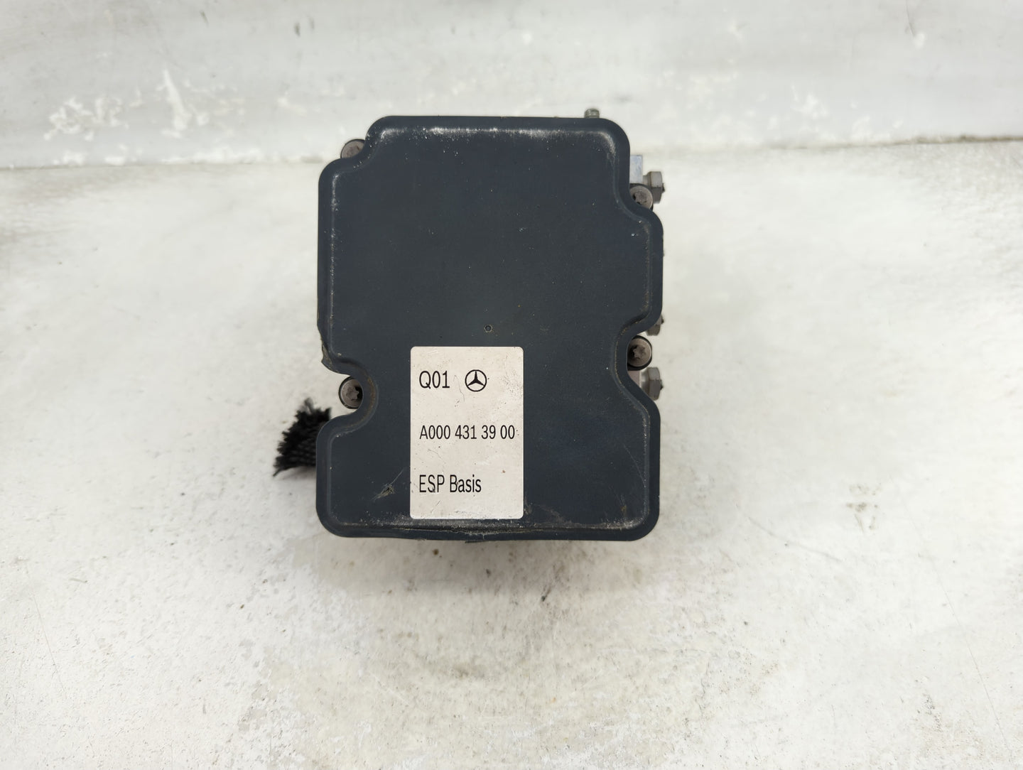 2015-2020 Mercedes-Benz Gla250 ABS Pump Control Module Replacement P/N:A0004313900 0265255979 Fits OEM Used Auto Parts - Oem