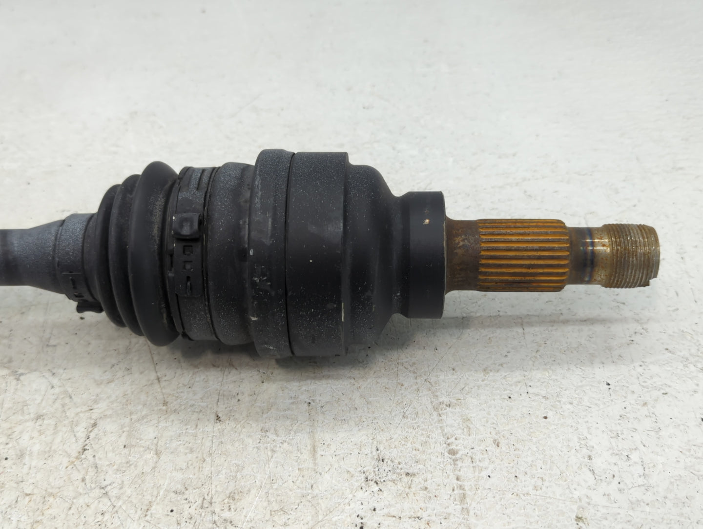 2015-2020 Mercedes-benz Gla250 Axle Shaft Rear Passenger Cv C/v - Oemusedautoparts1.com
