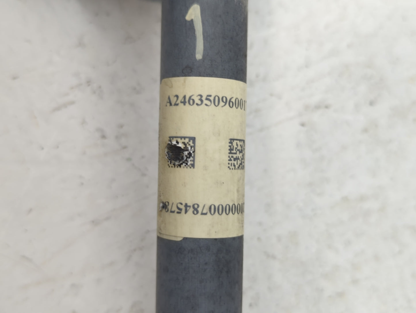 2015-2020 Mercedes-benz Gla250 Axle Shaft Rear Passenger Cv C/v - Oemusedautoparts1.com