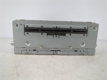 2018-2019 Mercedes-Benz Glc300 Radio AM FM Cd Player Receiver Replacement P/N:A 205 900 11 33 Fits Fits 2018 2019 OEM Used A