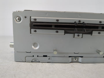 2018-2019 Mercedes-Benz Glc300 Radio AM FM Cd Player Receiver Replacement P/N:A 205 900 11 33 Fits Fits 2018 2019 OEM Used Auto Parts