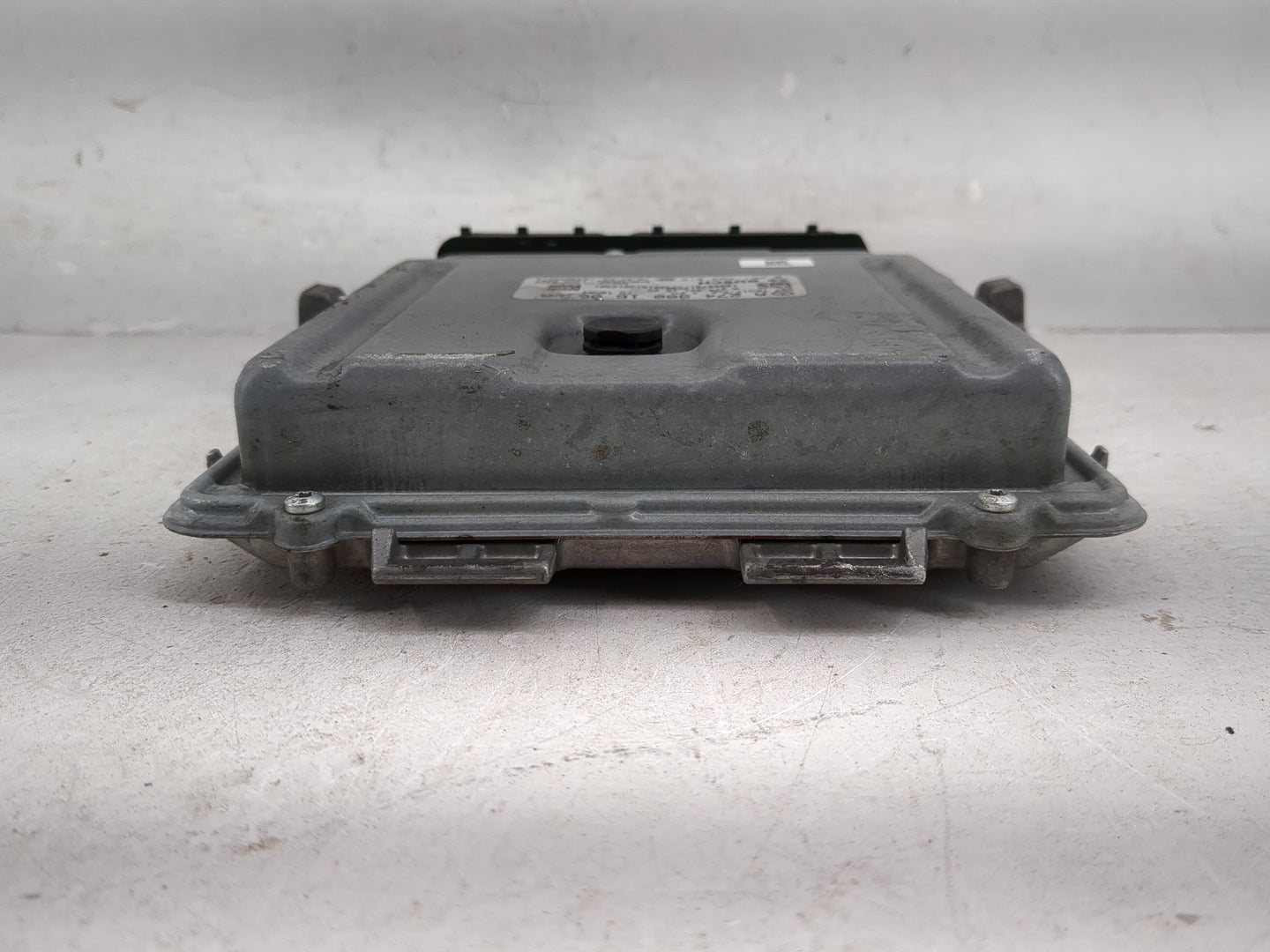2016-2019 Mercedes-Benz Glc300 PCM Engine Control Computer ECU ECM PCU OEM P/N:2749001600 Fits Fits 2016 2017 2018 2019 2020
