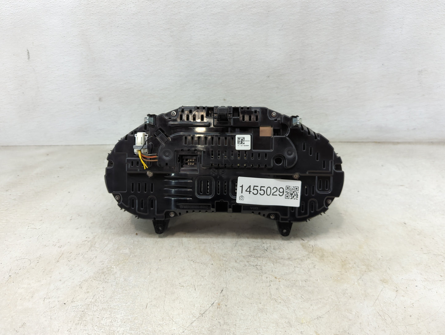 2018 Mercedes-Benz Glc300 Instrument Cluster Speedometer Gauges P/N:A2C14829900 A2059007433 Miles: Fits Fits 2019 OEM Used A