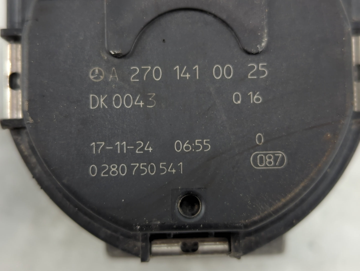 2016-2019 Mercedes-Benz Glc300 Throttle Body P/N:0 280 750 541 A 270 141 00 25 Fits OEM Used Auto Parts - Oemusedautoparts1.