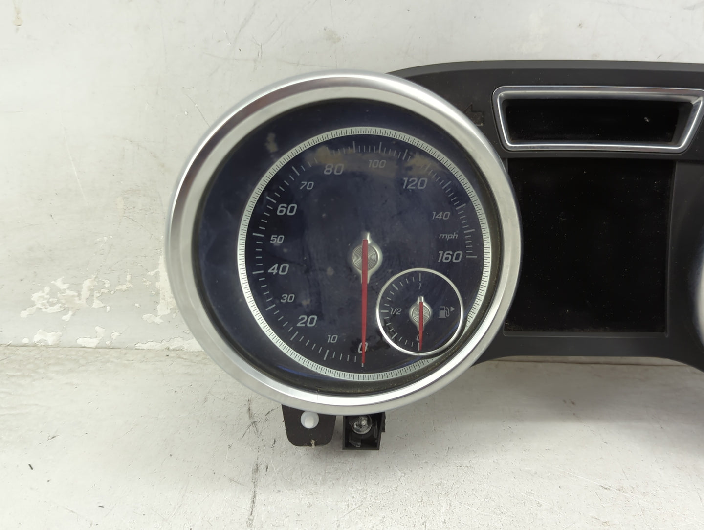 2018 Mercedes-Benz Gle350 Instrument Cluster Speedometer Gauges P/N:A166 900 46 21 Miles: Fits OEM Used Auto Parts - Oemused