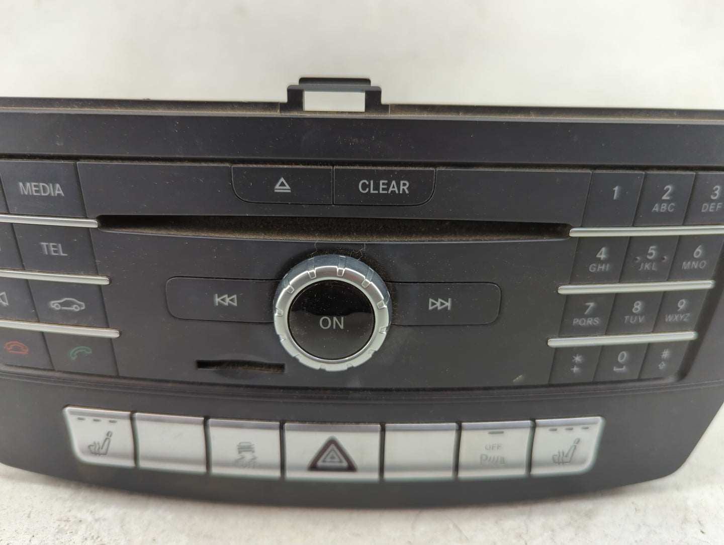2018-2019 Mercedes-Benz Gle350 Radio AM FM Cd Player Receiver Replacement P/N:A 166 900 56 20 Fits Fits 2018 2019 OEM Used A