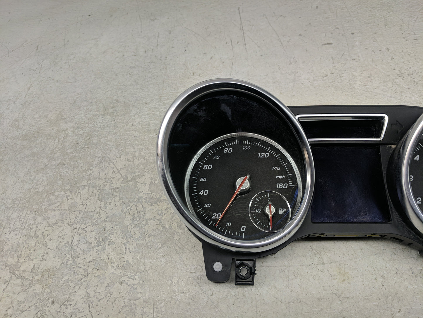 2018 Mercedes-Benz Gls450 Instrument Cluster Speedometer Gauges Fits OEM Used Auto Parts - Oemusedautoparts1.com