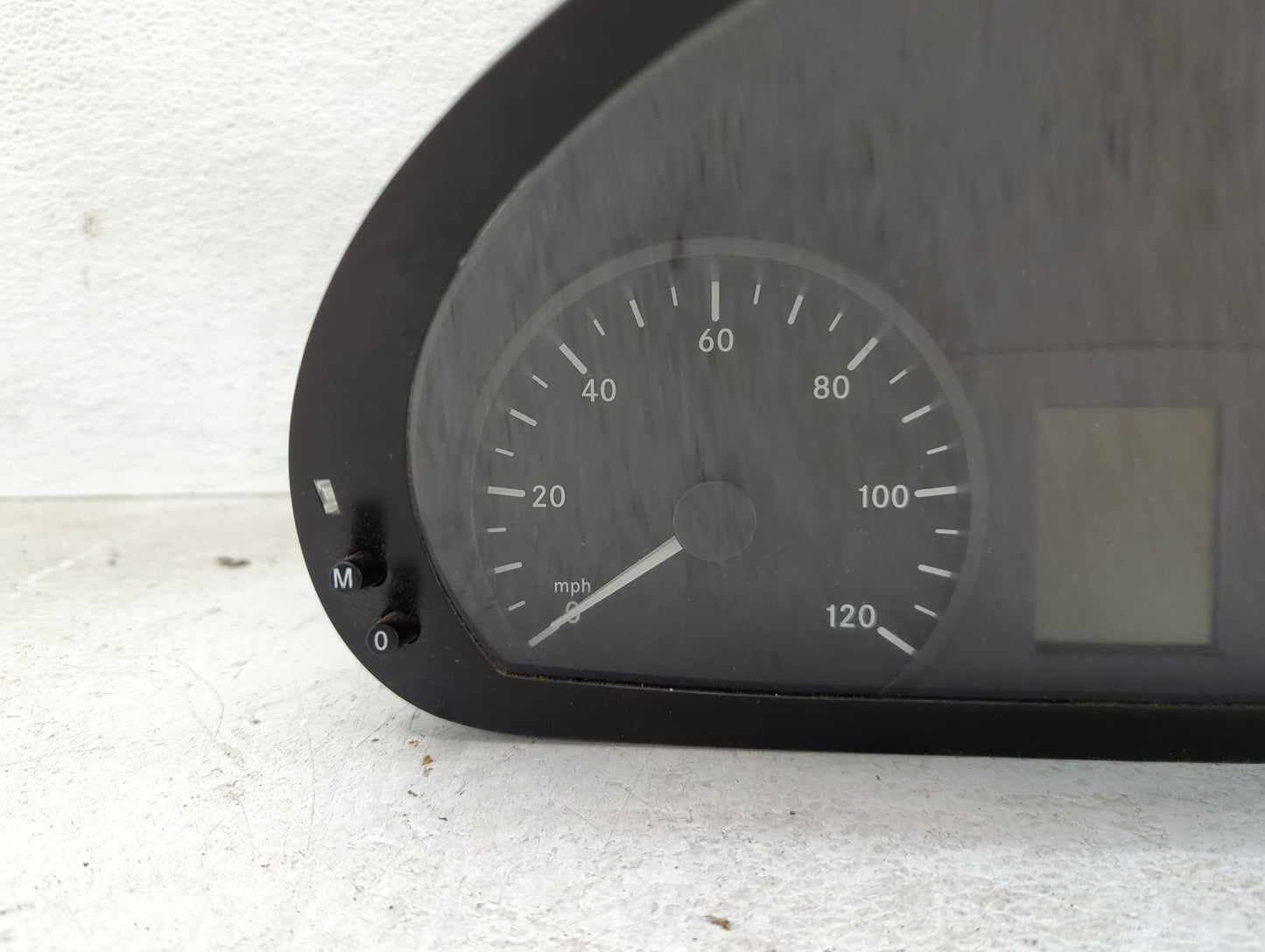 2018 Mercedes-Benz Mb2500 Instrument Cluster Speedometer Gauges P/N:A9069008103 A9069015601, A9069020902 Miles:115K Fits OEM