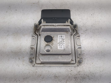 2018 Mercedes-Benz Mb2500 PCM Engine Control Computer ECU ECM PCU OEM P/N:A0009002914 0281034595 Fits 2013 2014 2015 2016 20
