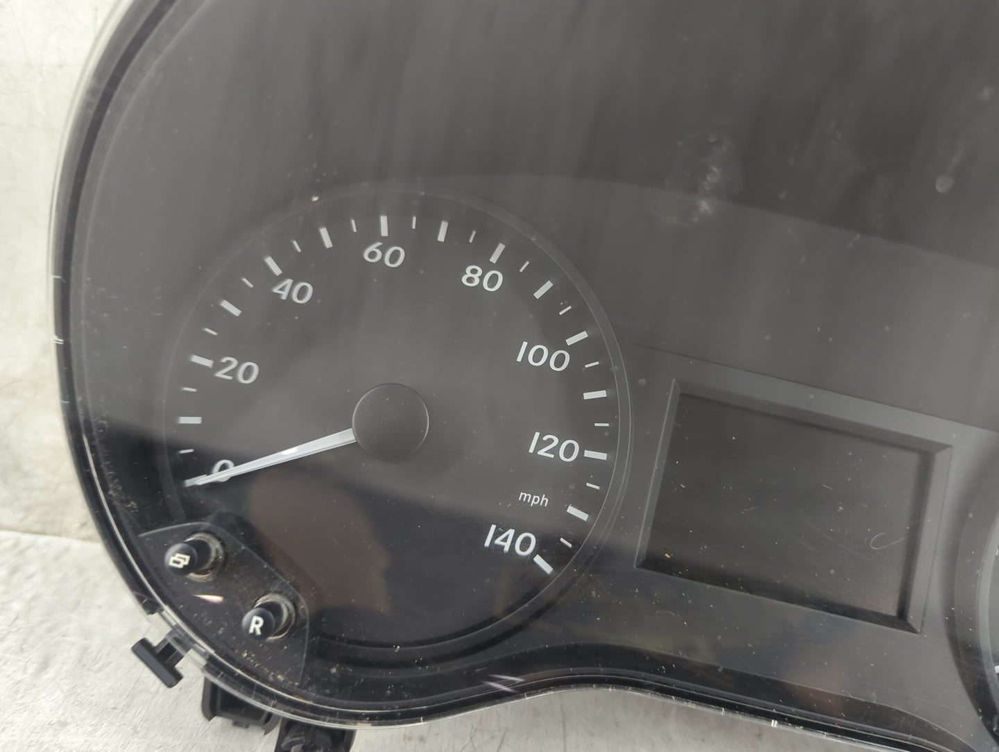 2017-2020 Mercedes-Benz Metris Instrument Cluster Speedometer Gauges P/N:A4479006608 A4479018302 Miles: Fits OEM Used Auto P
