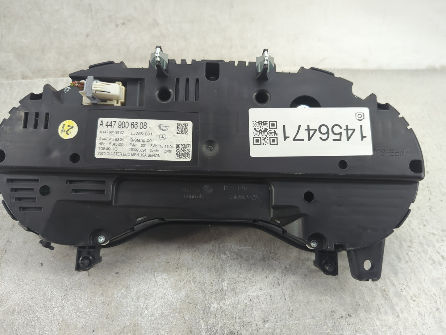 2017-2020 Mercedes-Benz Metris Instrument Cluster Speedometer Gauges P/N:A4479006608 A4479018302 Miles: Fits OEM Used Auto P