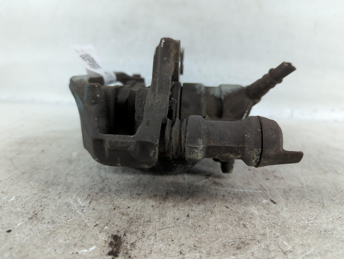 2016-2021 Mercedes-benz Metris Front Driver Left Brake Caliper - Oemusedautoparts1.com