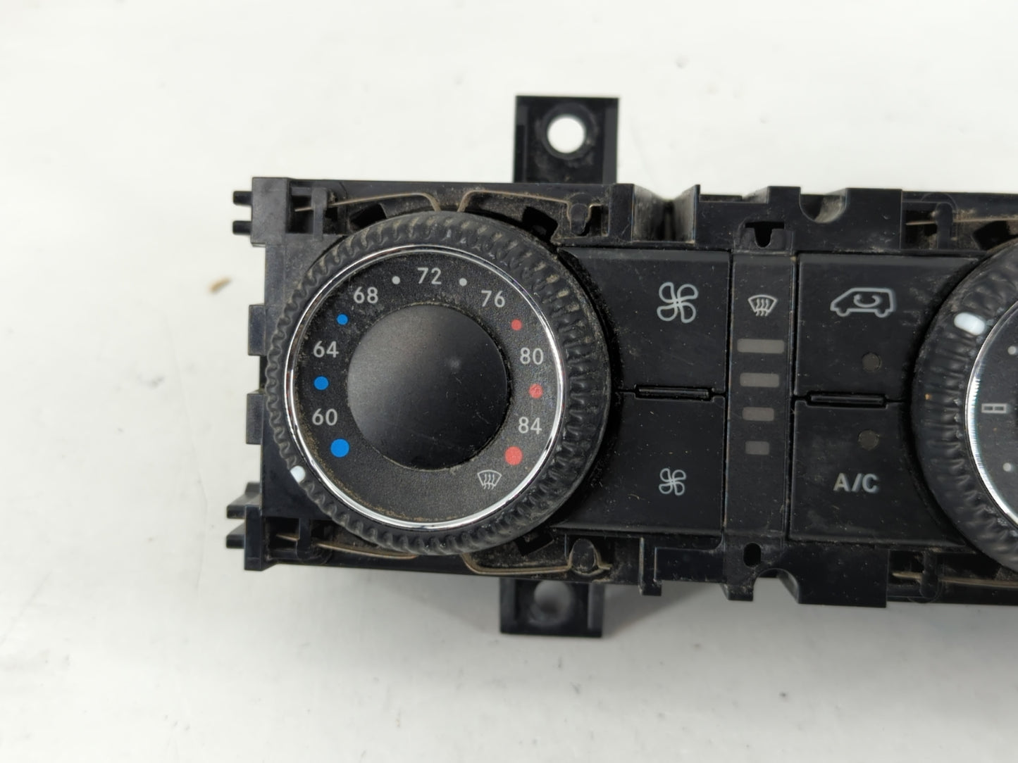 2018 Mercedes-Benz Sprinter Climate Control Module Temperature AC/Heater Replacement P/N:A9069063200KZ C9951008 Fits OEM Use
