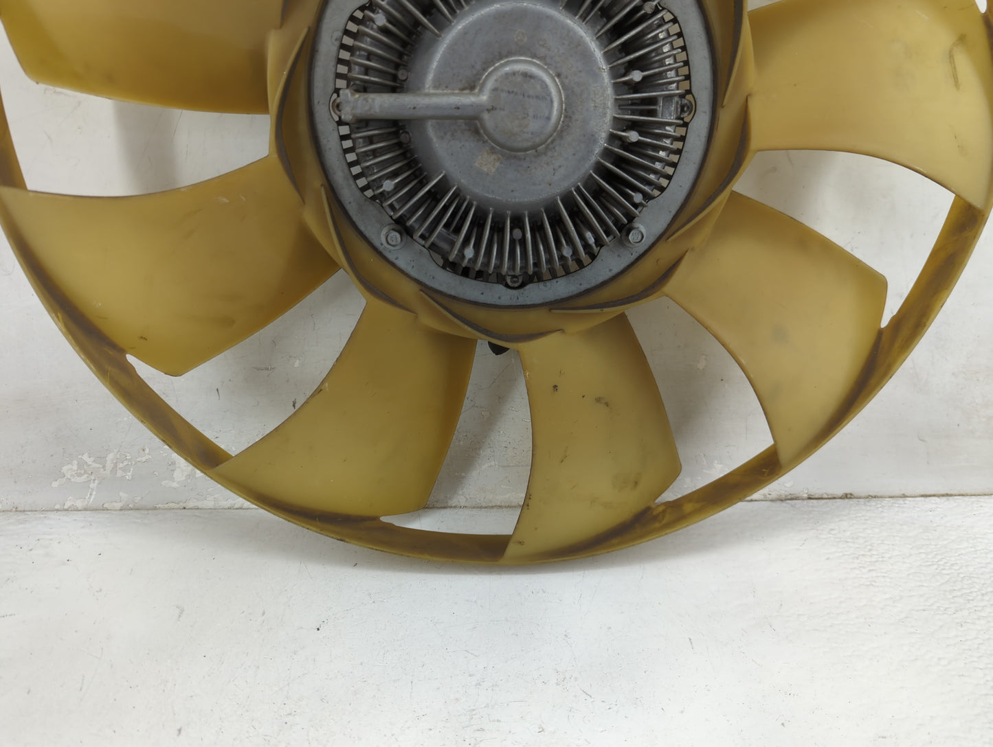 2018 Mercedes-benz Sprinter 2500 Radiator Cooling Fan Clutch - Oemusedautoparts1.com