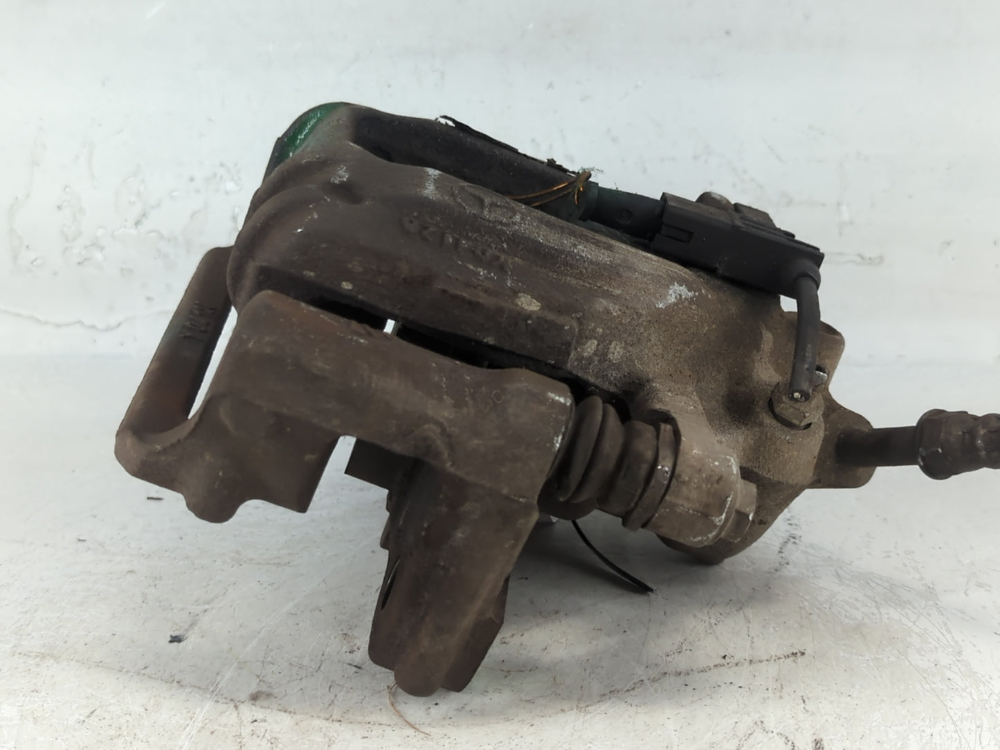 2018 Mercedes-benz Sprinter 2500 Front Driver Left Brake Caliper 699845 - Oemusedautoparts1.com