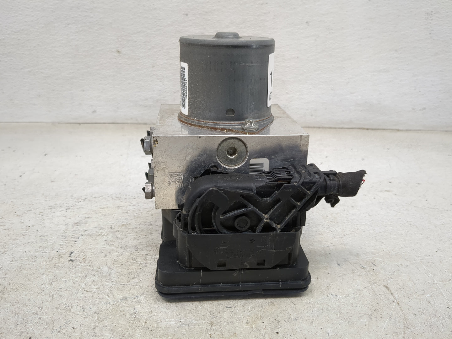 2018 Mercedes Gle350 ABS Pump Control Module Replacement P/N:A1661310600 A1664310600 Fits Fits 2017 2019 OEM Used Auto Parts