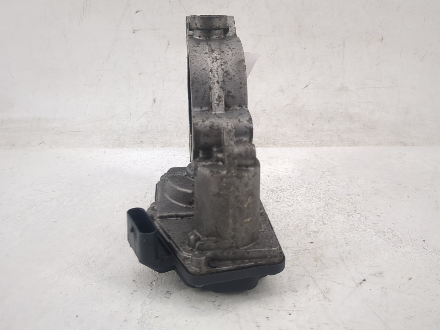 2016-2019 Mini Cooper Throttle Body P/N:A2C80221500 Fits Fits 2016 2017 2018 2019 2020 2021 2022 OEM Used Auto Parts - Oemus