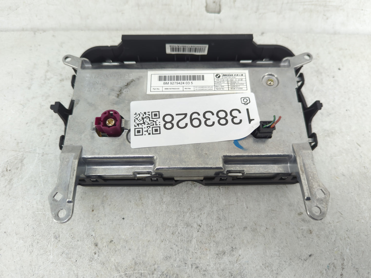 Mini Cooper Information Display Screen - Oemusedautoparts1.com