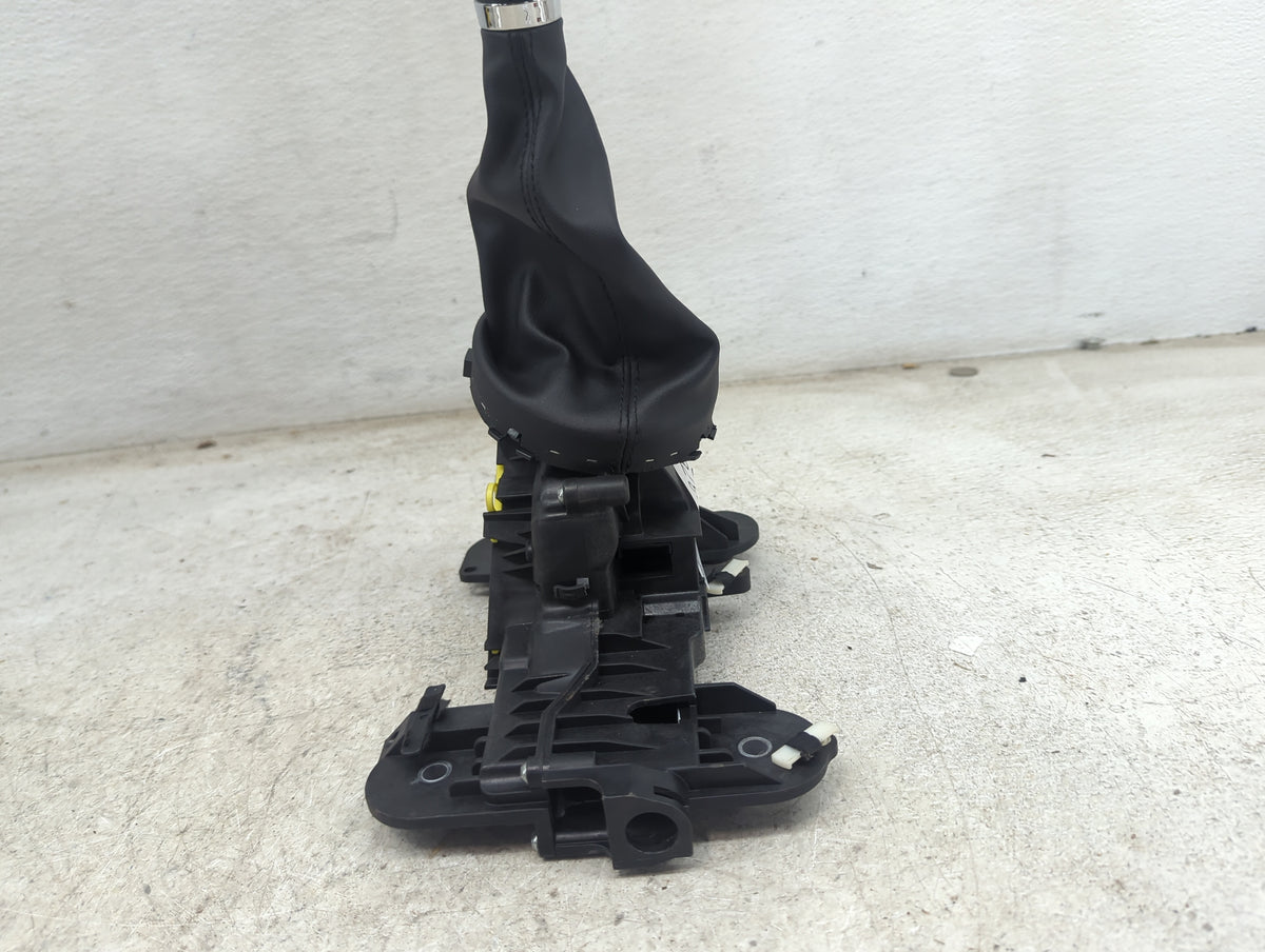 2018 Mini Cooper Floor Console Assembly Shifter - Oemusedautoparts1.com