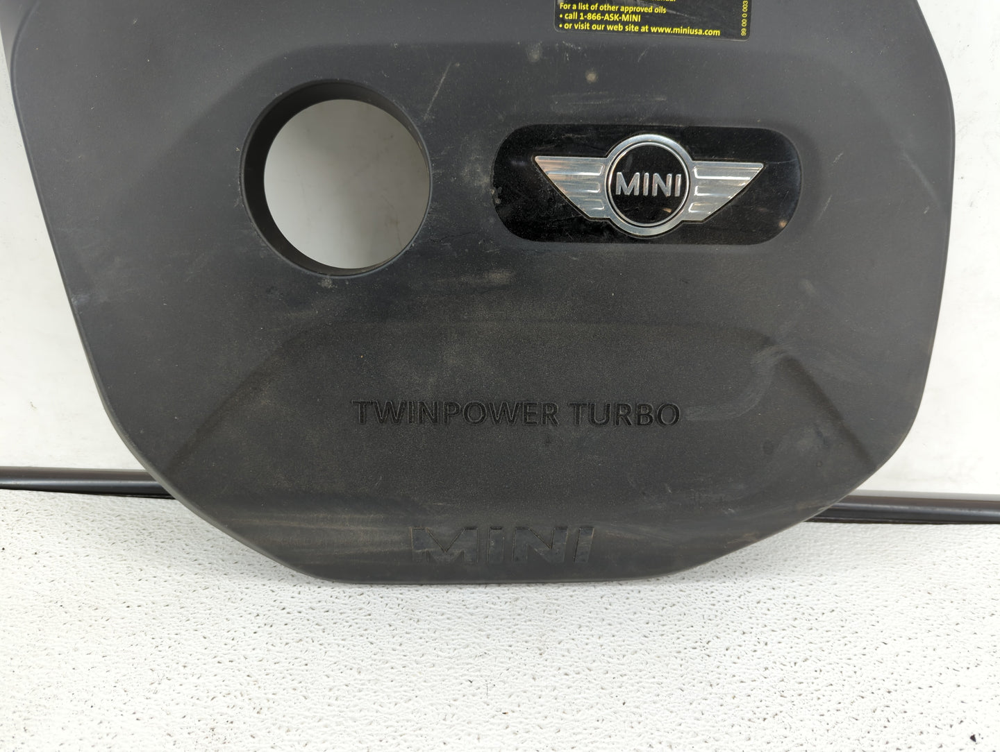 2018 Mini Cooper Countryman Engine Cover - Oemusedautoparts1.com