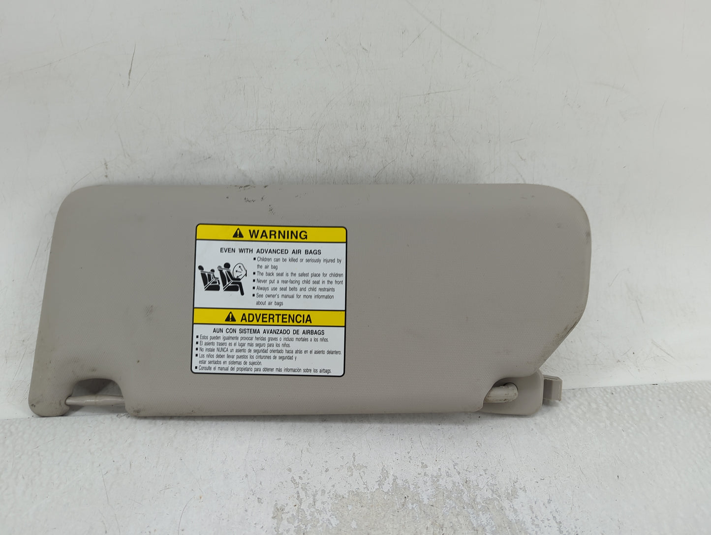 2018 Mitsubishi Eclipse Cross Sun Visor Shade Replacement Passenger Right Mirror Fits OEM Used Auto Parts - Oemusedautoparts