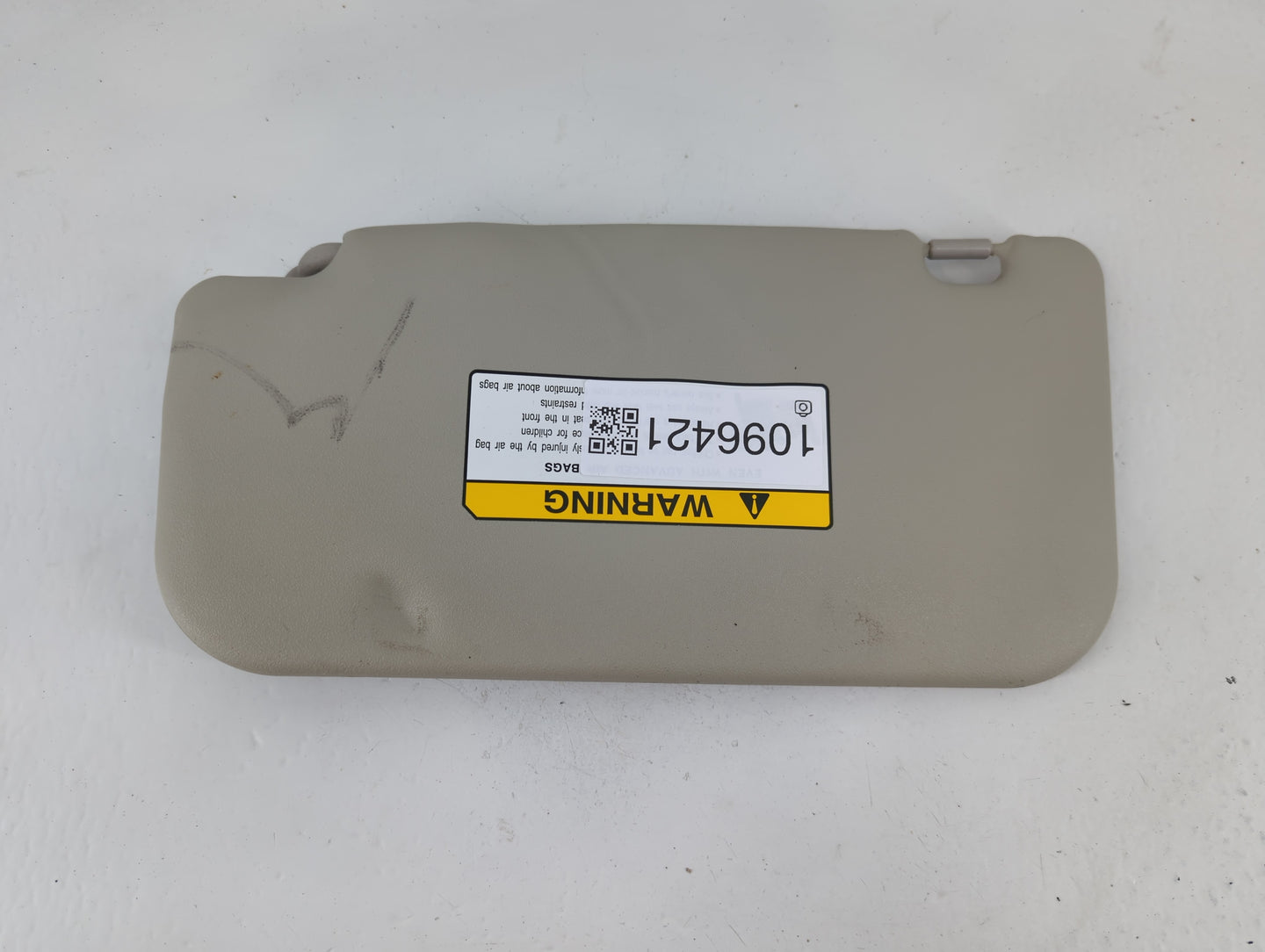 2014 Mitsubishi Mirage Sun Visor Shade Replacement Passenger Right Mirror Fits OEM Used Auto Parts - Oemusedautoparts1.com