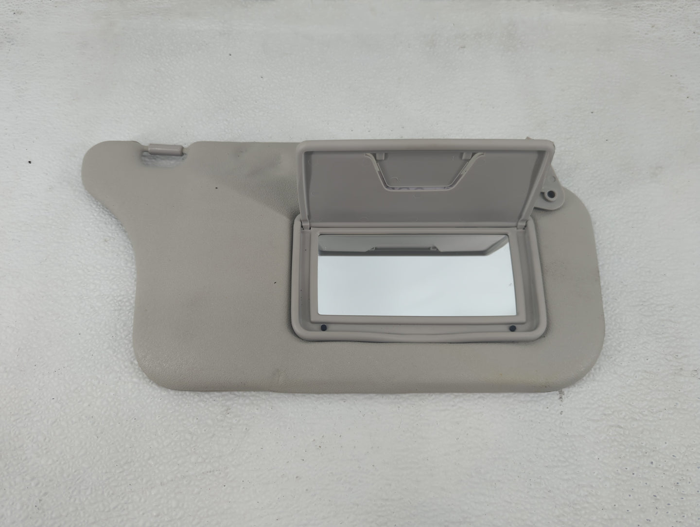 2014 Mitsubishi Mirage Sun Visor Shade Replacement Passenger Right Mirror Fits OEM Used Auto Parts - Oemusedautoparts1.com