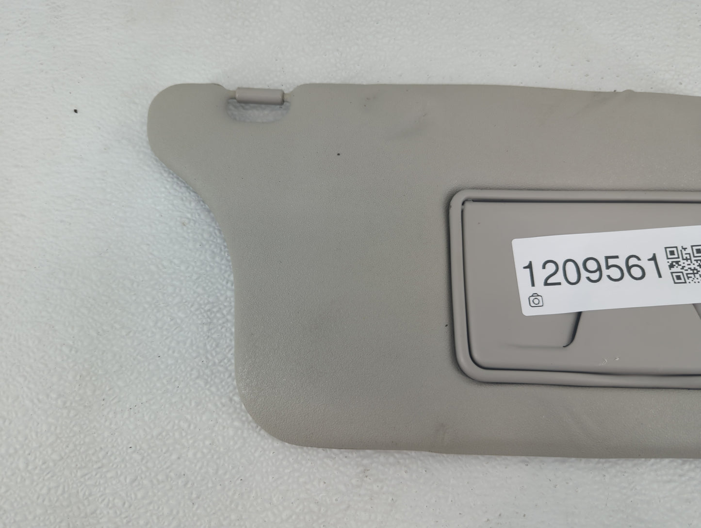 2014 Mitsubishi Mirage Sun Visor Shade Replacement Passenger Right Mirror Fits OEM Used Auto Parts - Oemusedautoparts1.com