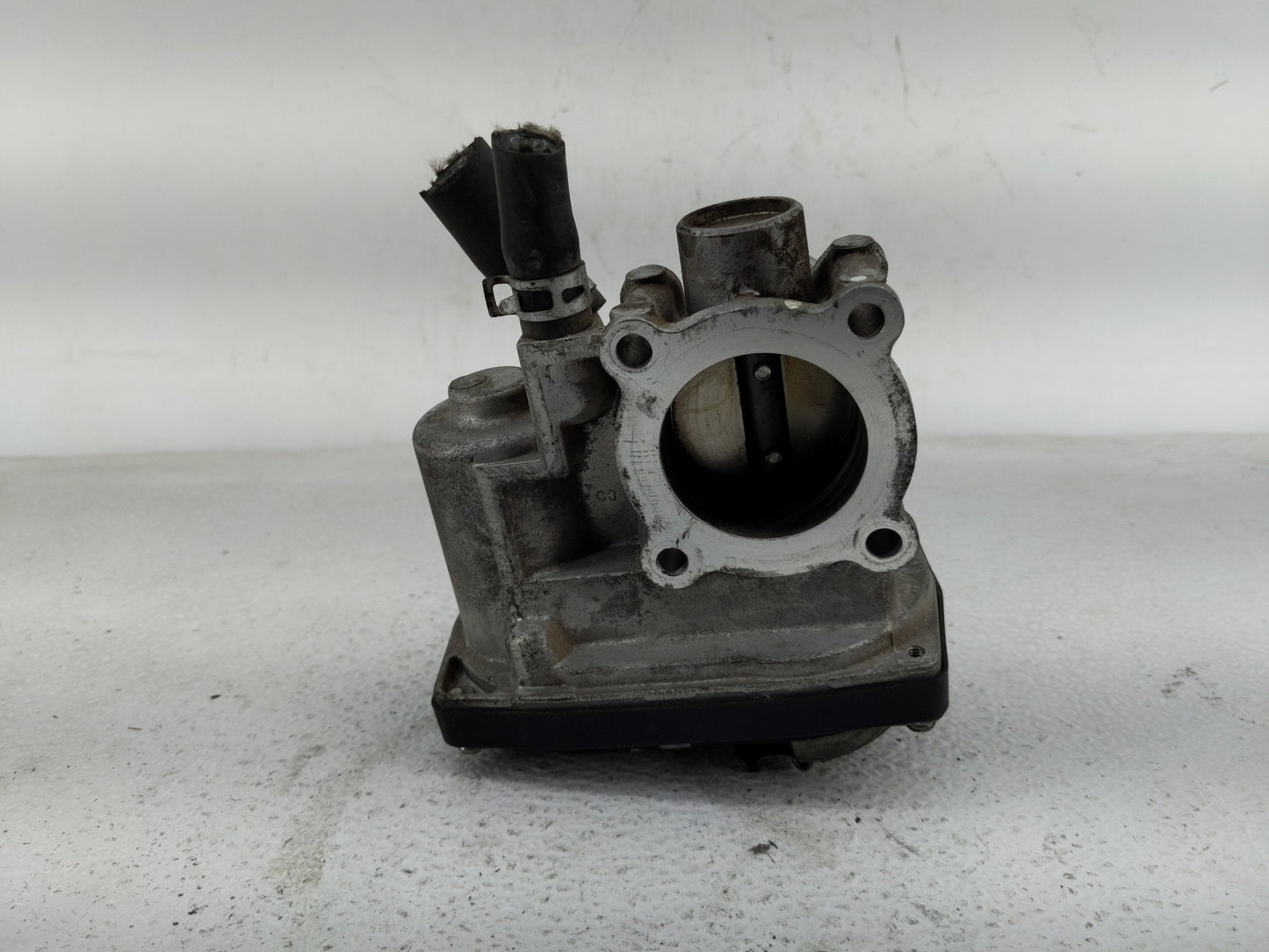 2014 Mitsubishi Mirage Throttle Body Fits OEM Used Auto Parts - Oemusedautoparts1.com